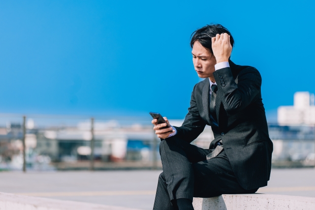 スマホによる肌荒れを防ぐ！効果的な対策法を5つご紹介！