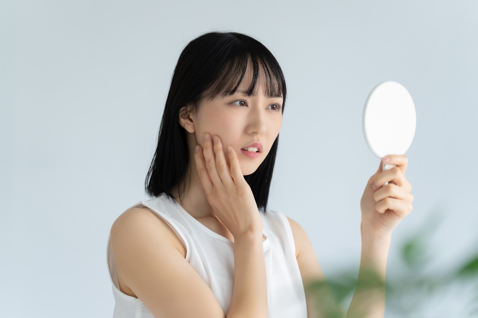 【タイプ別】肌のくすみに有効な美容成分について解説！おすすめアイテムも紹介