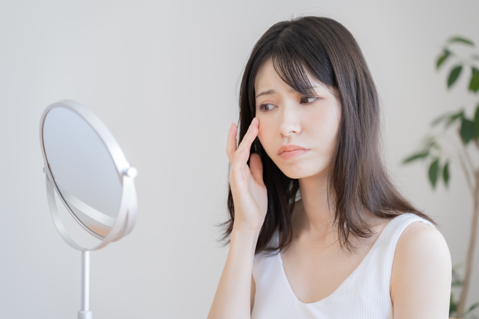 ニキビができる原因とは？ニキビの予防方法や対処法について解説